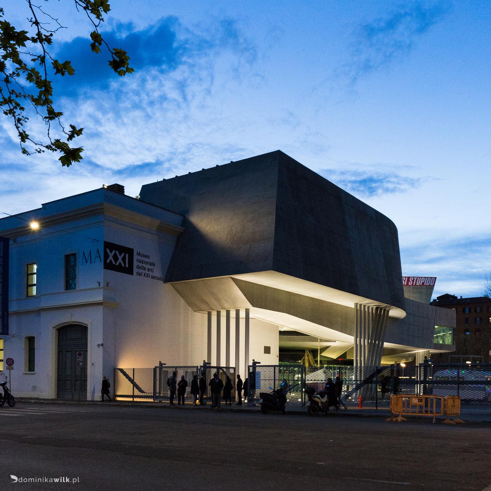 zaha_hadid_museum_maxxi