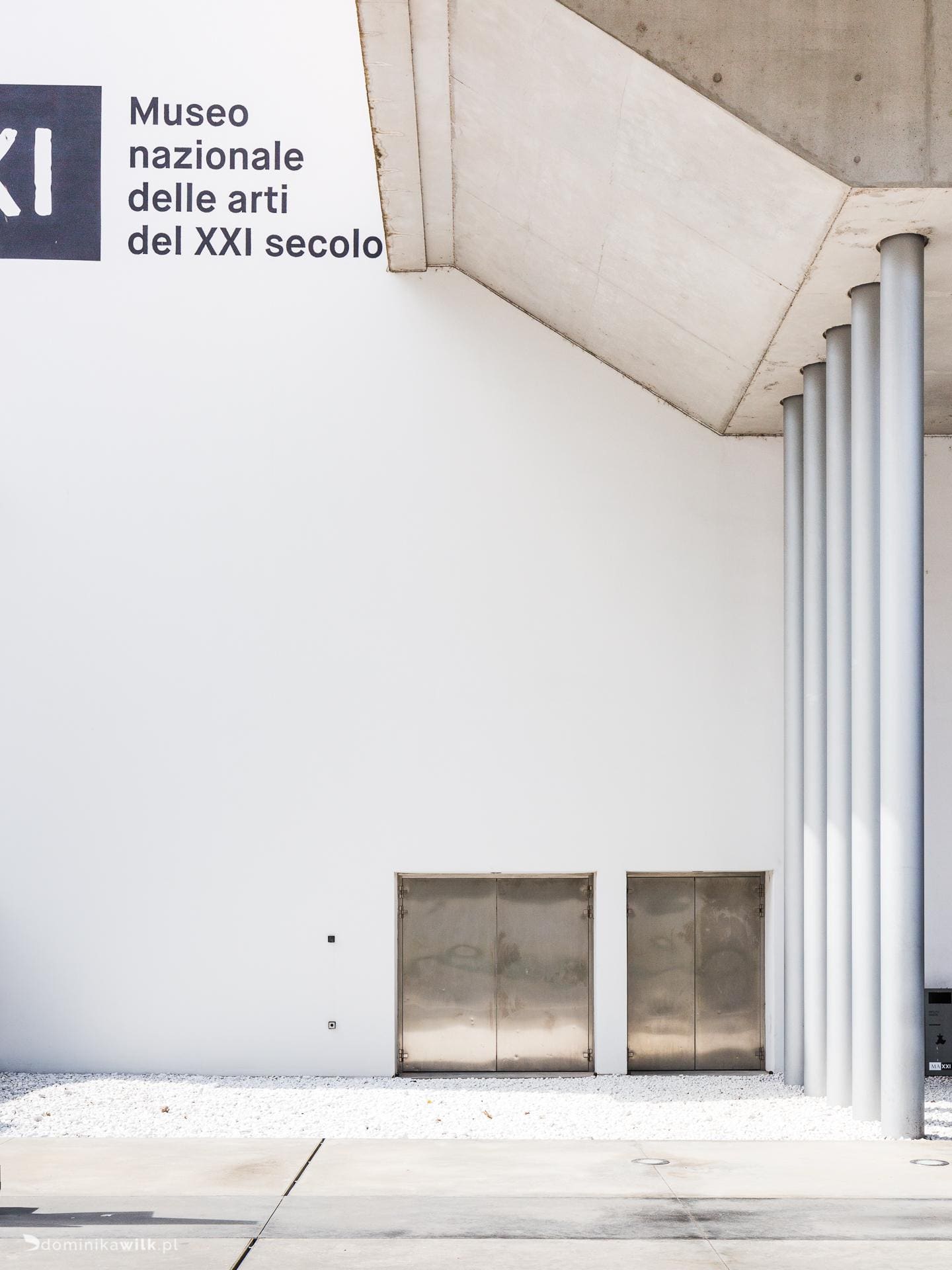 zaha_hadid_museum_maxxi